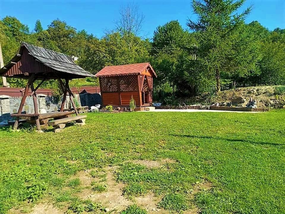 Hammam Spa Villa Daroso Kosiv Buitenkant foto
